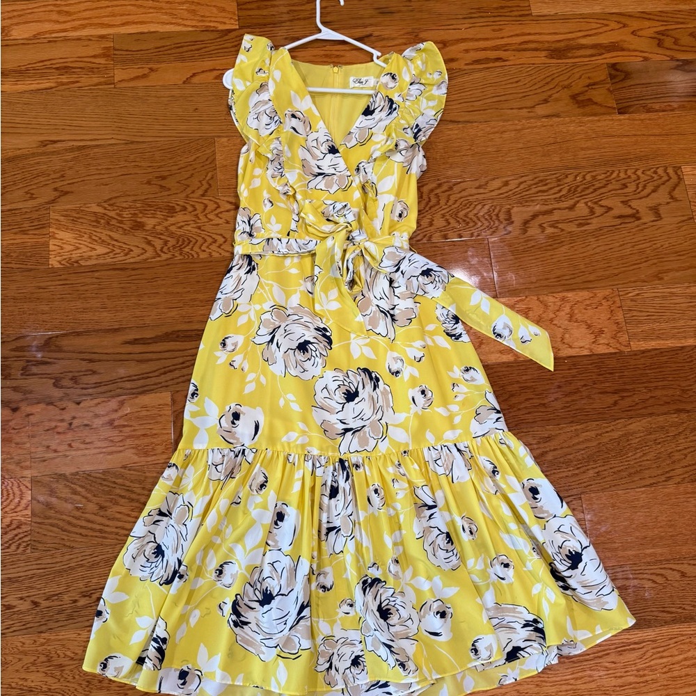 Yellow Floral Ruffle Dress - Picture 2 of 5